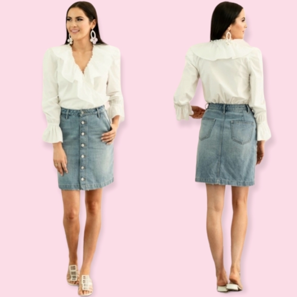 Button Fly Light Wash Denim Midi Skirt with Pockets by Rachel Parcell Sz. Large